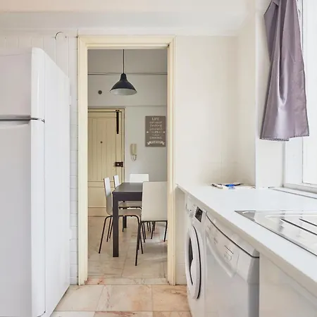 Modern & Center Guest house