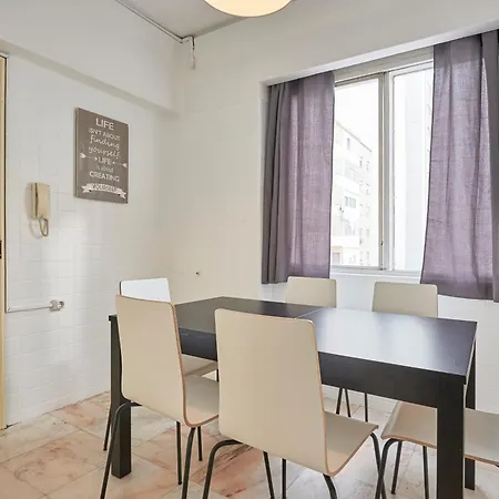 Guest house Modern & Center Lisbon