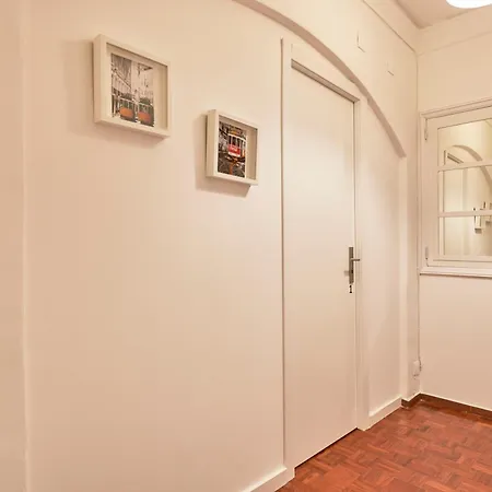 Modern & Center Guest house Lisbon