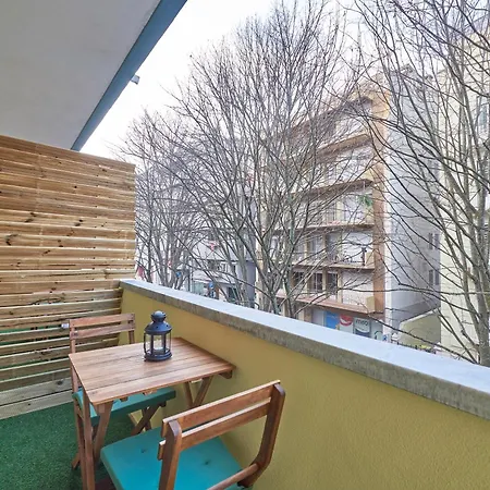 Guest house Modern & Center *