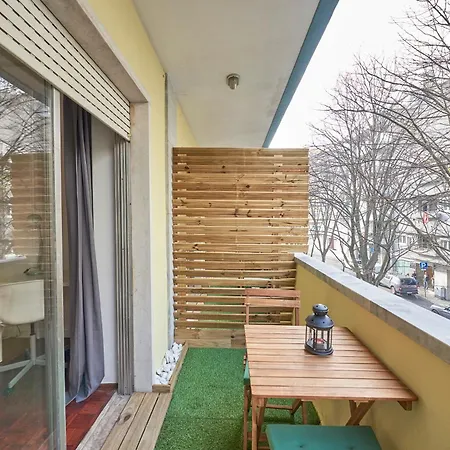 Modern & Center Guest house